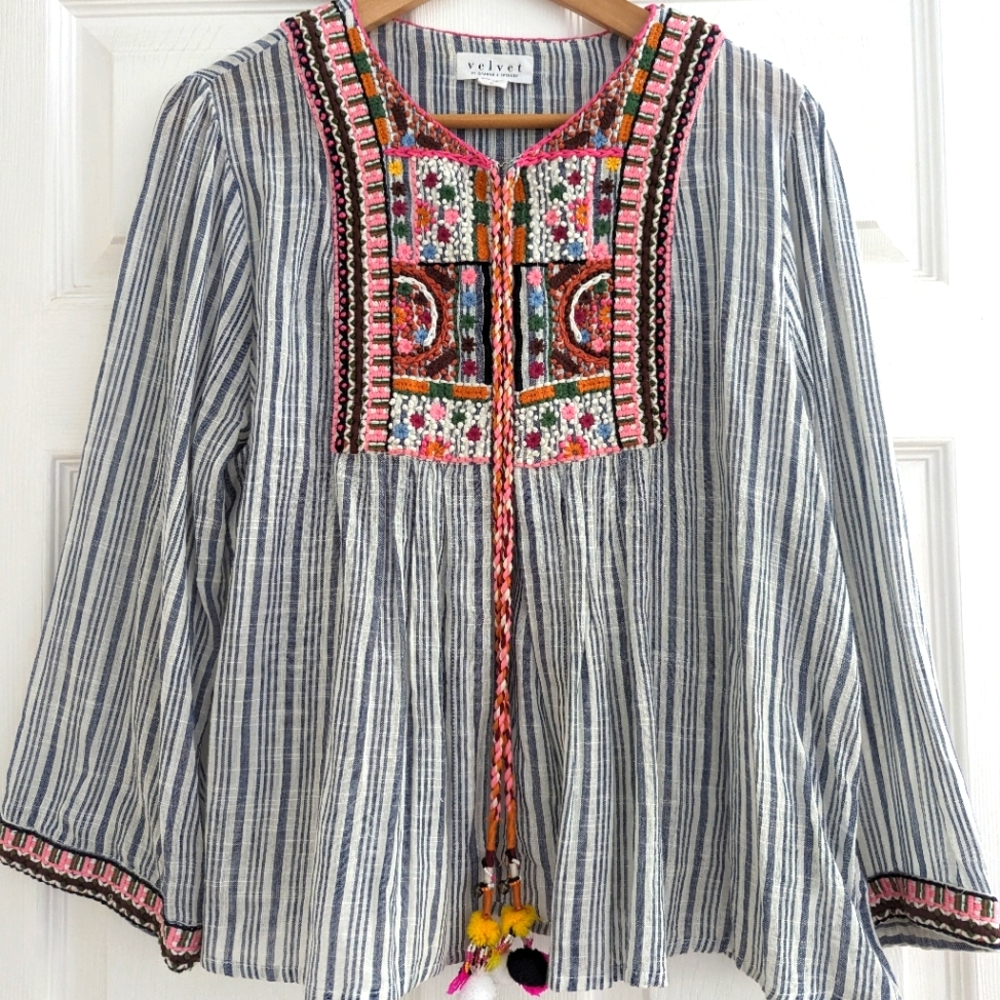 Velvet by Graham and Spencer McKay embroidered lightweight cotton jacket top